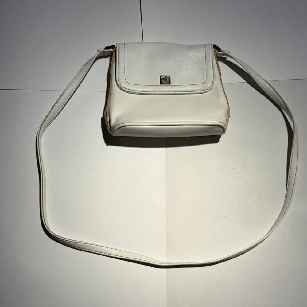 Liz Claiborne Vintage Off-White Flap Crossbody Bag